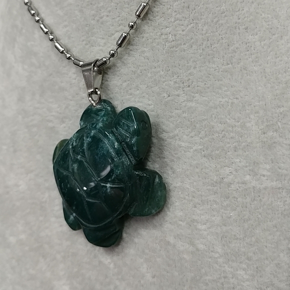 Turtle Indian Agate Necklace Natural Gemstone Crystal Tortoise Pendant 🐢 - Picture 8 of 17